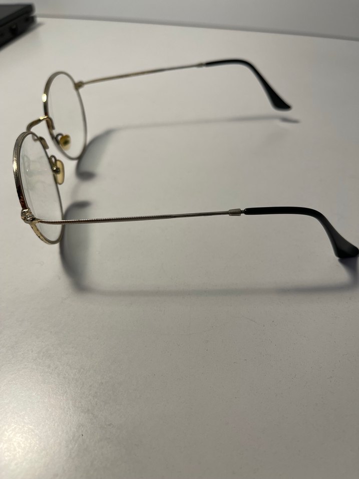 Altın Çerçeveli Yuvarlak Kadın Gözlüğü - Görsel 2