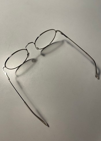 Bej Transparan Minimalist Kadın Gözlüğü - Görsel 3