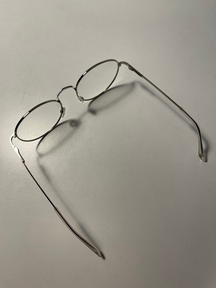 Bej Transparan Minimalist Kadın Gözlüğü - Görsel 3