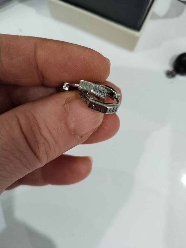 birden fazla 
Erkek küpe - Görsel 5