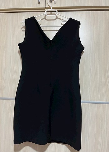 Siyah V Yaka Midi Kadın Elbise - Görsel 2