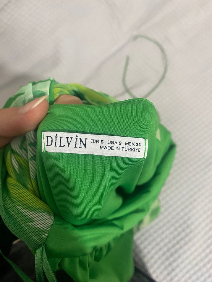 Yeşil Desenli Drapeli İp Askılı Mini Elbise - Görsel 3