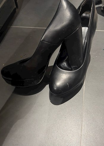 Siyah Tokalı Stiletto Topuklu Kadın Ayakkabı - Görsel 2