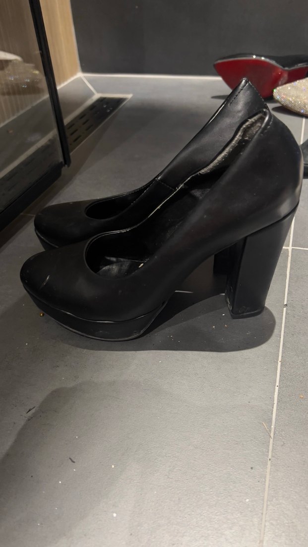 Siyah Tokalı Stiletto Topuklu Kadın Ayakkabı - Görsel 3