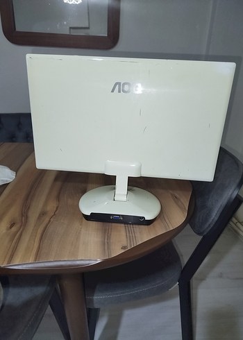 Beyaz AOC Monitör - Görsel 6