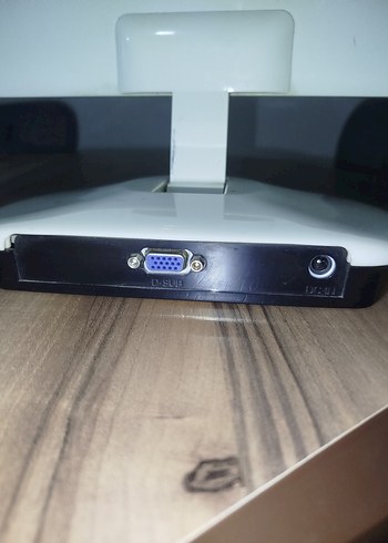 Beyaz AOC Monitör - Görsel 3