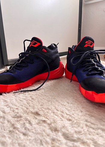 Renkli Bağcıklı Basketbol Ayakkabısı - Görsel 2