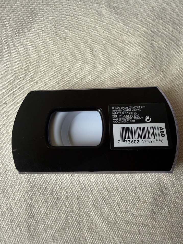 MAC Takma Kirpik - Görsel 2