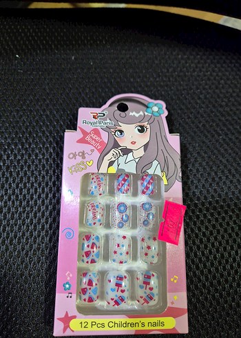 Çocuklar için 12 Parça Renkli Tırnak Süsü - Görsel 6
