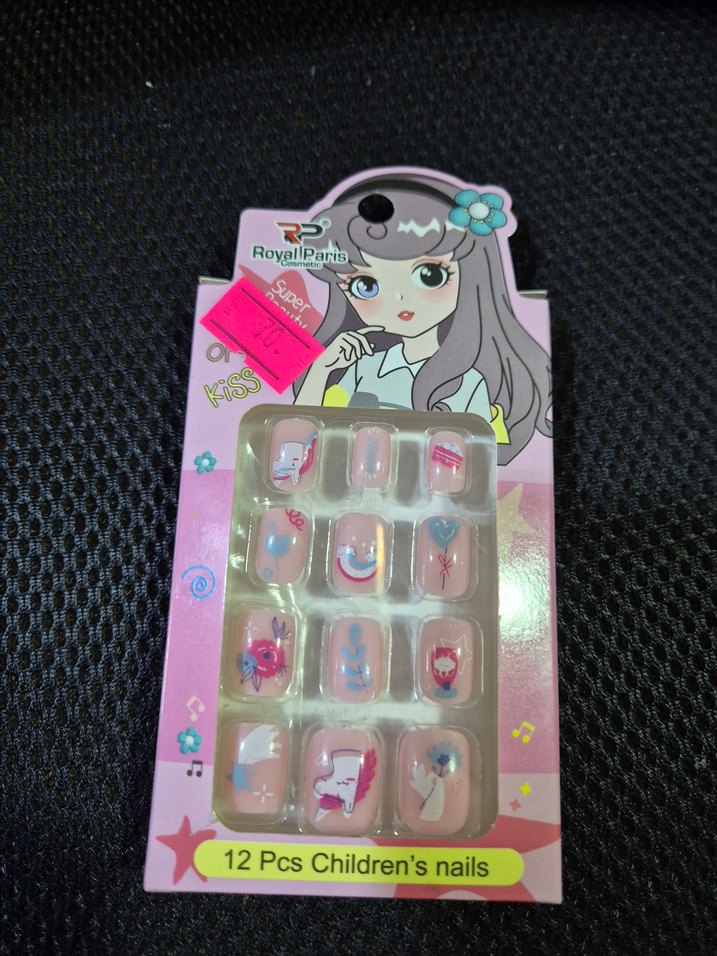 Çocuklar için 12 Parça Renkli Tırnak Süsü - Görsel 5