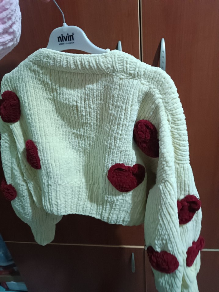 Nakışlı Beyaz Kadın Mini Hırka - Görsel 3