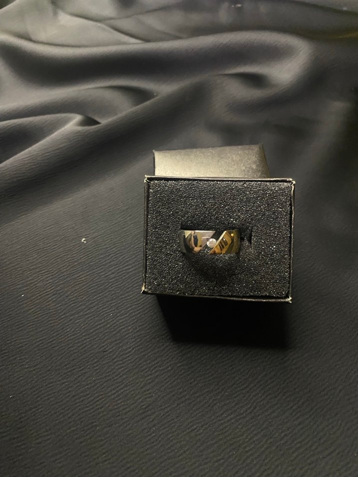 Koyu Altın Renkli Yılan Desenli Tokalı Yüzük - Görsel 2