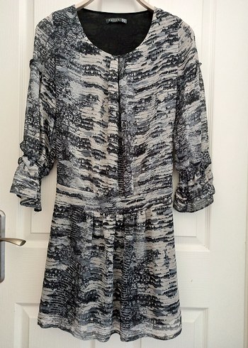 Gri Batik Desenli Uzun Kollu Midi Elbise - Görsel 2