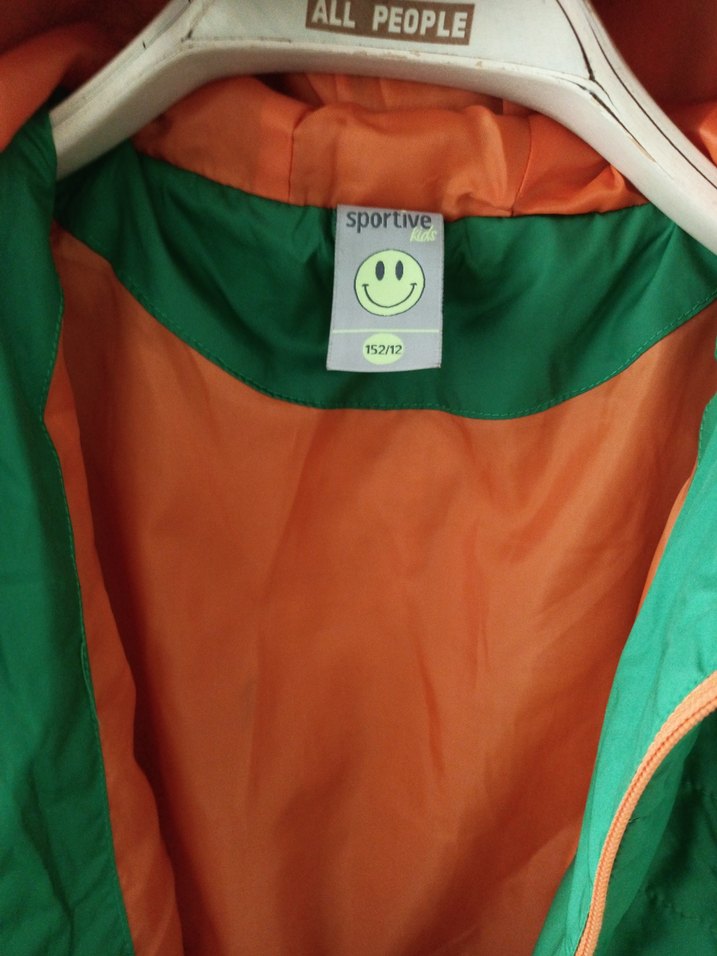 Yeşil Kapüşonlu Erkek veya kız Çocuk Mont - Görsel 4