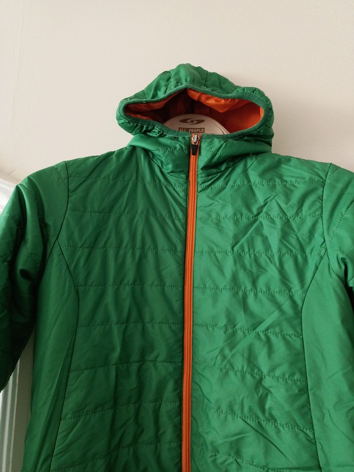 Yeşil Kapüşonlu Erkek veya kız Çocuk Mont - Görsel 2