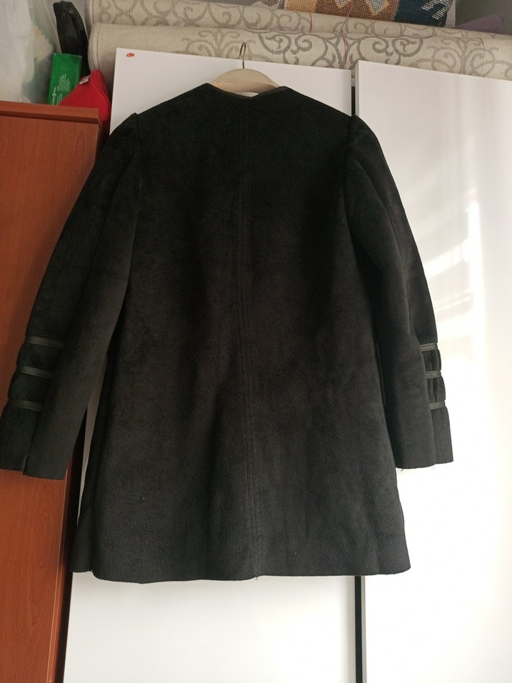 Siyah Süet Kadın Kısa Kürklü Kaban ceket - Görsel 3