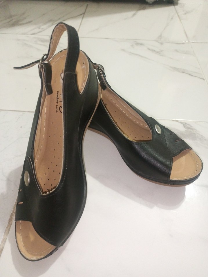 Siyah Kadın Dolgu Topuklu Sandalet 3 ürün tek fiyat - Görsel 4