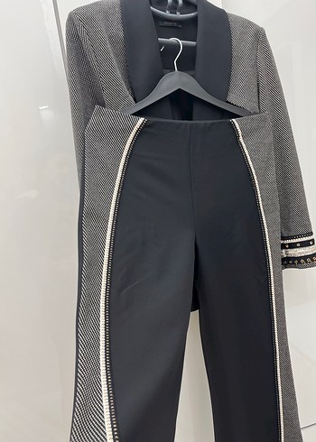 Kemerli Kadın Gri Desenli Uzun Ceket - Görsel 2