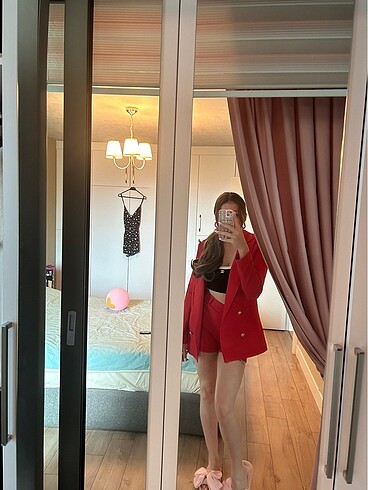 ipekyol Kırmızı Şortlu Blazer Takım