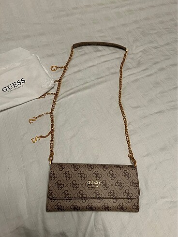 Guess çapraz cüzdan çanta