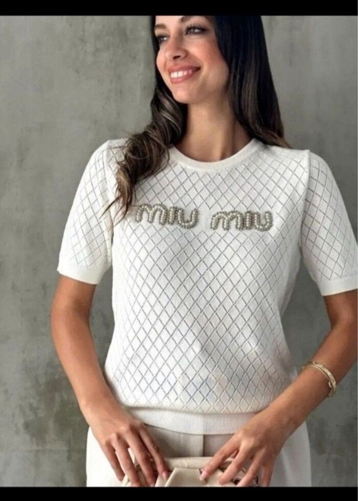 Miu miu inci detaylı üst - Görsel 2