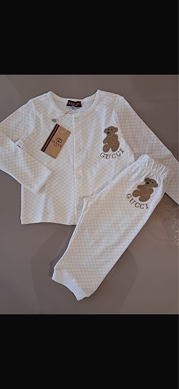 Erkek bebek gucci pijama takımı