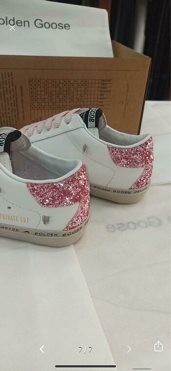 Golden goose ayakkabı - Görsel 8