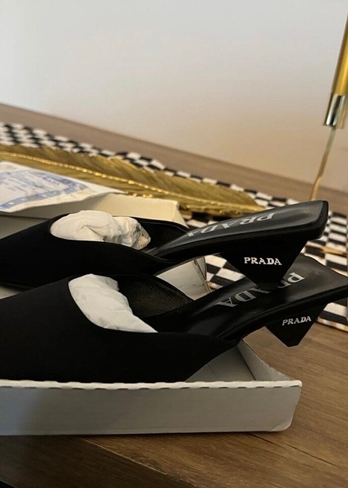 Saten siyah prada terlik - Görsel 2