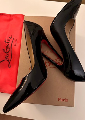 ÇOOK BEKLENEN CHRİSTİAN LOUBOUTİN GELDİ - Görsel 6