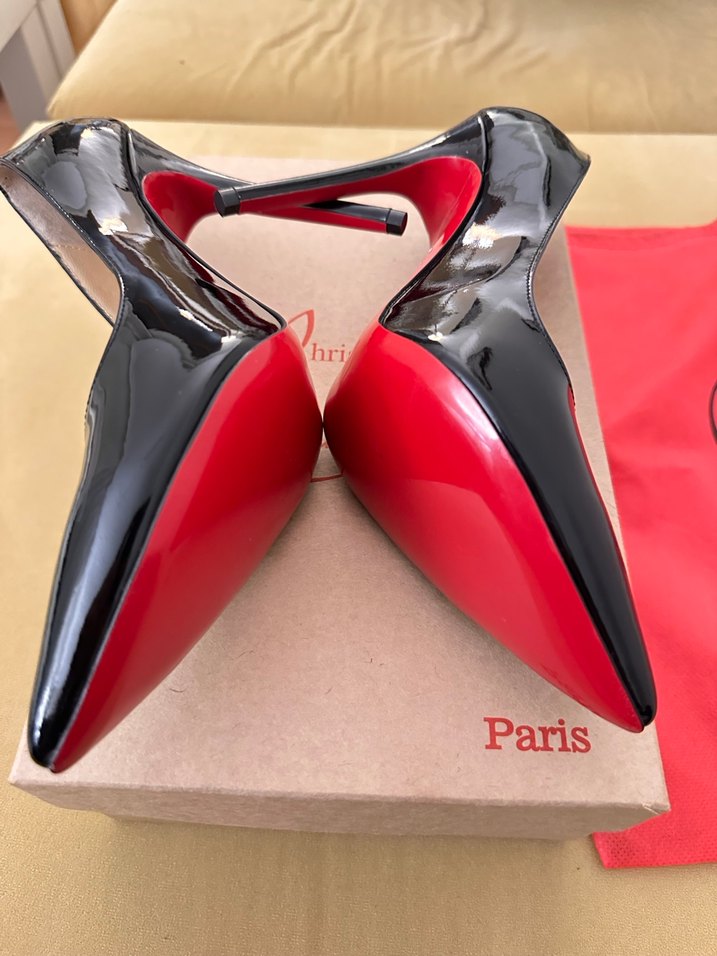 ÇOOK BEKLENEN CHRİSTİAN LOUBOUTİN TOPUKLU MODELİMİZ GELDİ - Görsel 2
