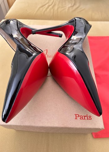 ÇOOK BEKLENEN CHRİSTİAN LOUBOUTİN GELDİ - Görsel 2
