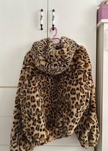 Kapüşonlu Leopar Desenli Suni Kürk Ceket - Görsel 3