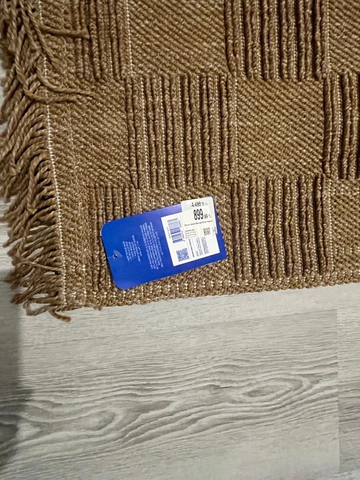 Kahverengi Kare Desenli Halı - Görsel 2