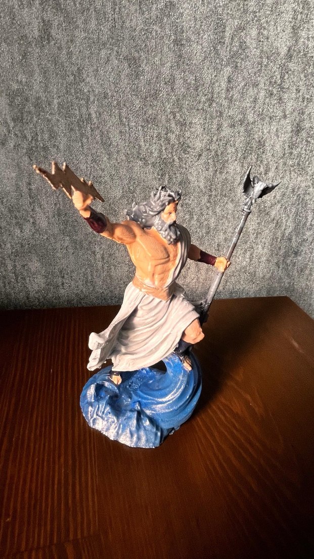 Beyaz Toga Giyen Zeus Figürü - Görsel 2