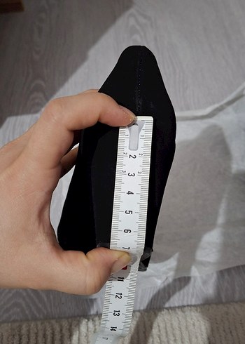 Siyah Süet Dolgu Topuk Kadın Ayakkabı - Görsel 3