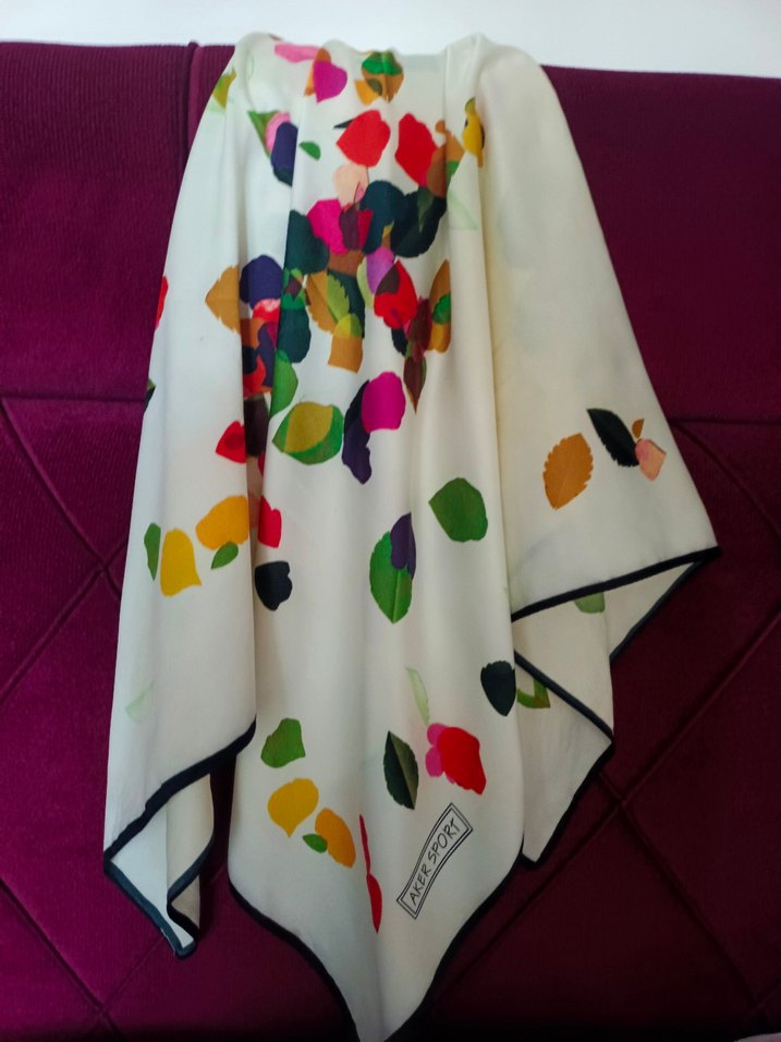 Çok Renkli İpek Görünümlü Kadın Fular - Görsel 2