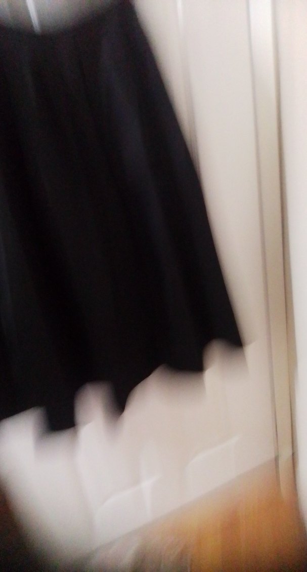 Siyah Pileli Uzun Kadın Etek - Görsel 4