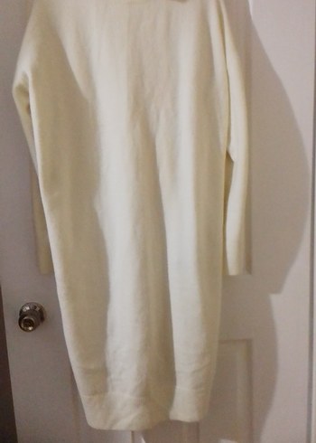 Beyaz Yüksek Yakalı Kadın Kazak - Görsel 2