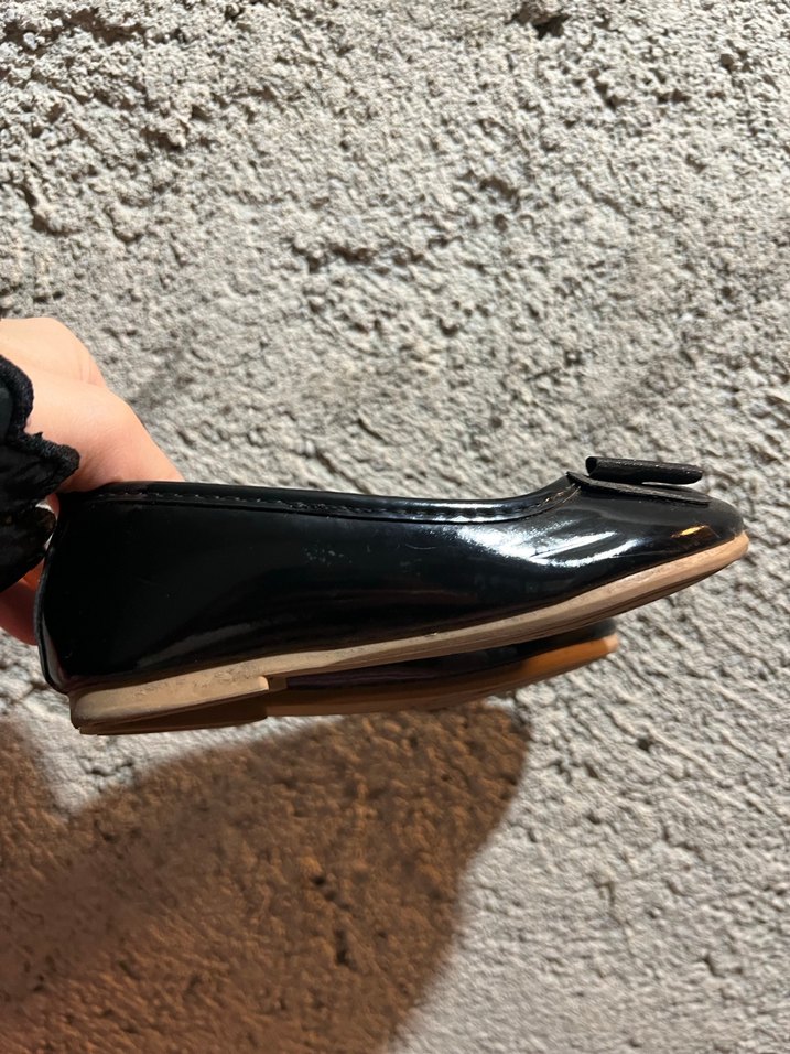 Kız Çocuk Siyah Yılan Desenli Tokalı Babet - Görsel 2