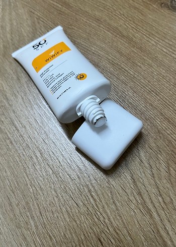 Wiwify SPF 50 Yüksek Koruma Güneş Kremi - Görsel 4