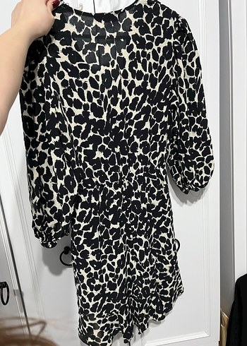 Kısa Mini Siyah Yılan Desenli Elbise - Görsel 2