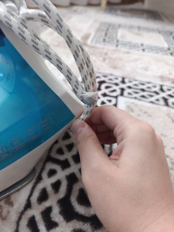 Mavi Buharlı Ütü - Görsel 3