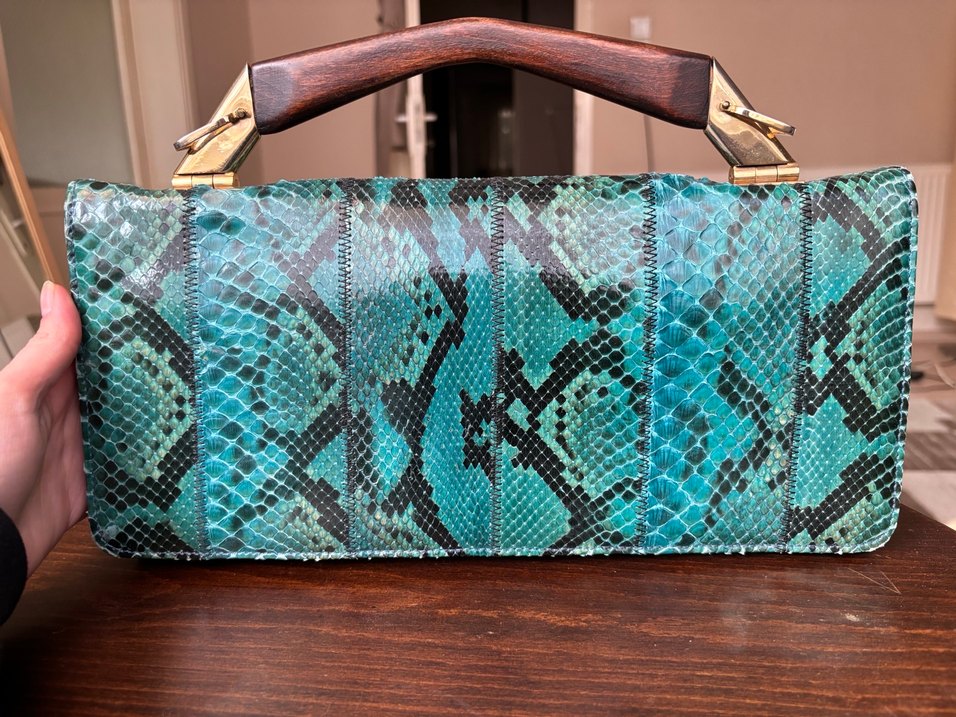 Zincir Detaylı Turkuaz Yılan Derisi Kadın Çanta - Görsel 2