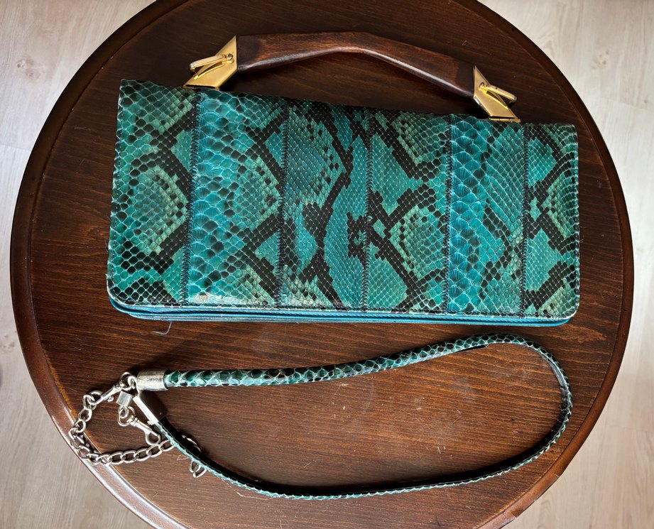 Zincir Detaylı Turkuaz Yılan Derisi Kadın Çanta - Görsel 5