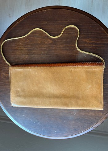 Uzun Zincir Detaylı Altın Renkli Kadın Kolye - Görsel 2