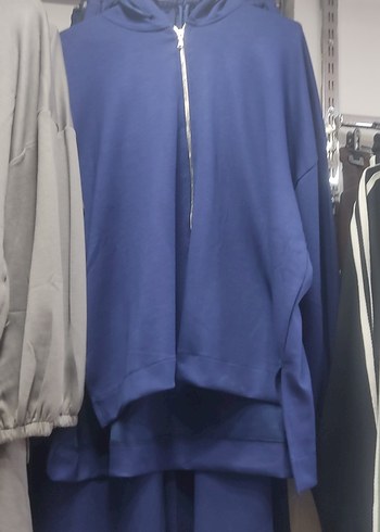 Siyah Fermuarlı Kadın Spor Ceket ve eşofman altı - Görsel 4