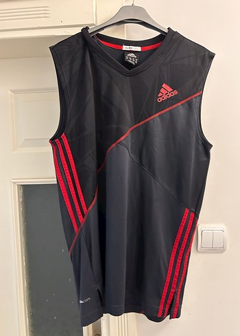 Adidas m