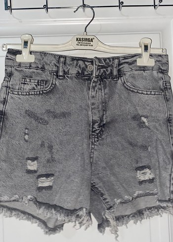 Gri Bağcıklı Salaş Mini Denim Şort - Görsel 2