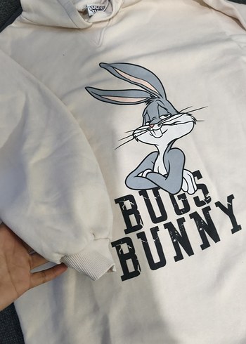 Bugs Bunny Baskılı Kadın Beyaz Sweatshirt standart beden - Görsel 5