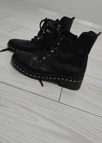 Siyah Deri Goth Kadın Botları - Görsel 5